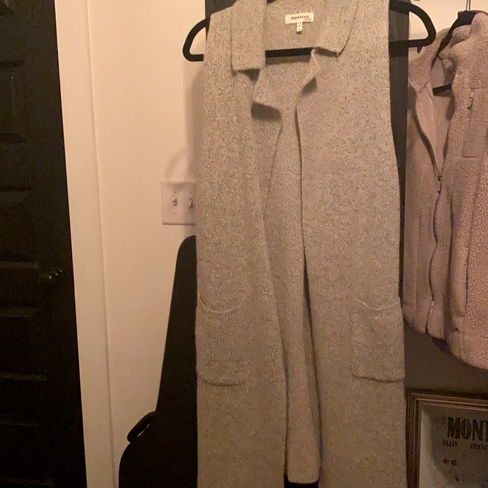 Small Monteu gray cardigan
